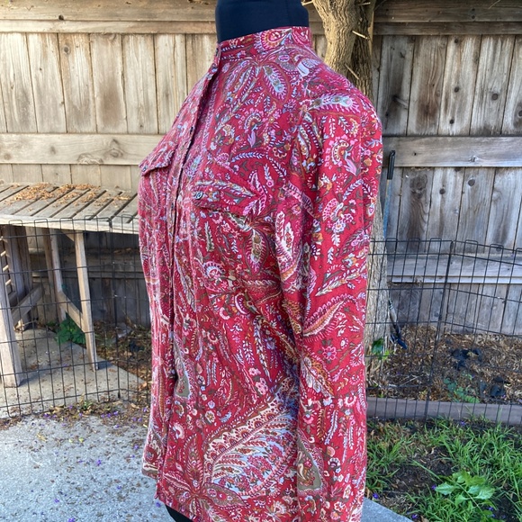 Red Paisley CHAPS ButtonUp - Picture 5 of 8